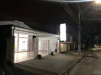 Dra. Fernanda Fercher - Veterinário em São José dos Campos - SP