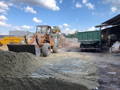 Imagem ilustrativa da empresa CRC Locação de Caçamba | Locação de Máquinas | Terraplanagem em Suzano - SP