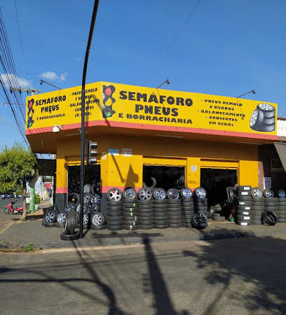 Semáforo Borracharia Rodas e Pneus Uberlândia em Uberlândia - MG